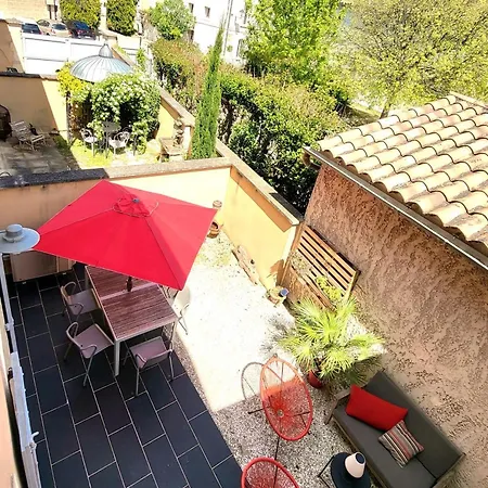 Maison de village façon Loft, avec cour et airco, dans le centre historique-2
