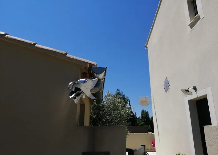 Villa Le Cabanon de Laura à LʼIsle-sur-la-Sorgue